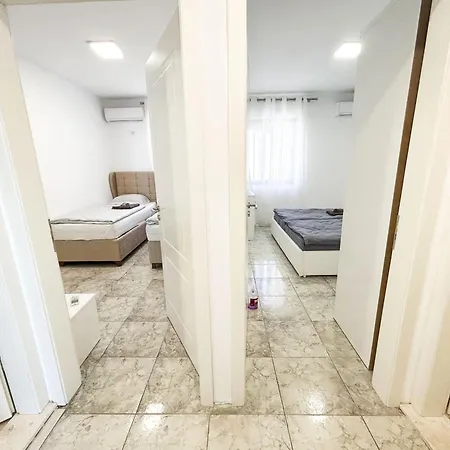 Golden Tide C21 Apartment