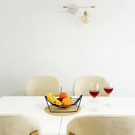 Golden Tide C21 Apartment