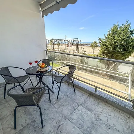 Golden Tide C21 Apartment