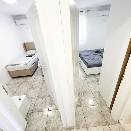 Apartment Golden Tide C21