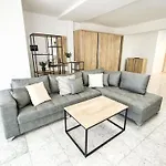 Apartment Golden Tide C21