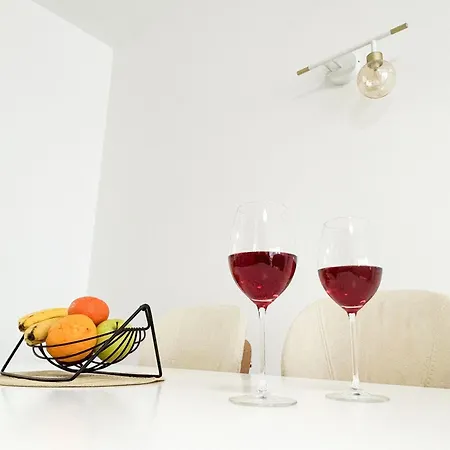Golden Tide C21 Apartman *