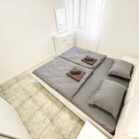 Apartman Golden Tide C21 Durrës